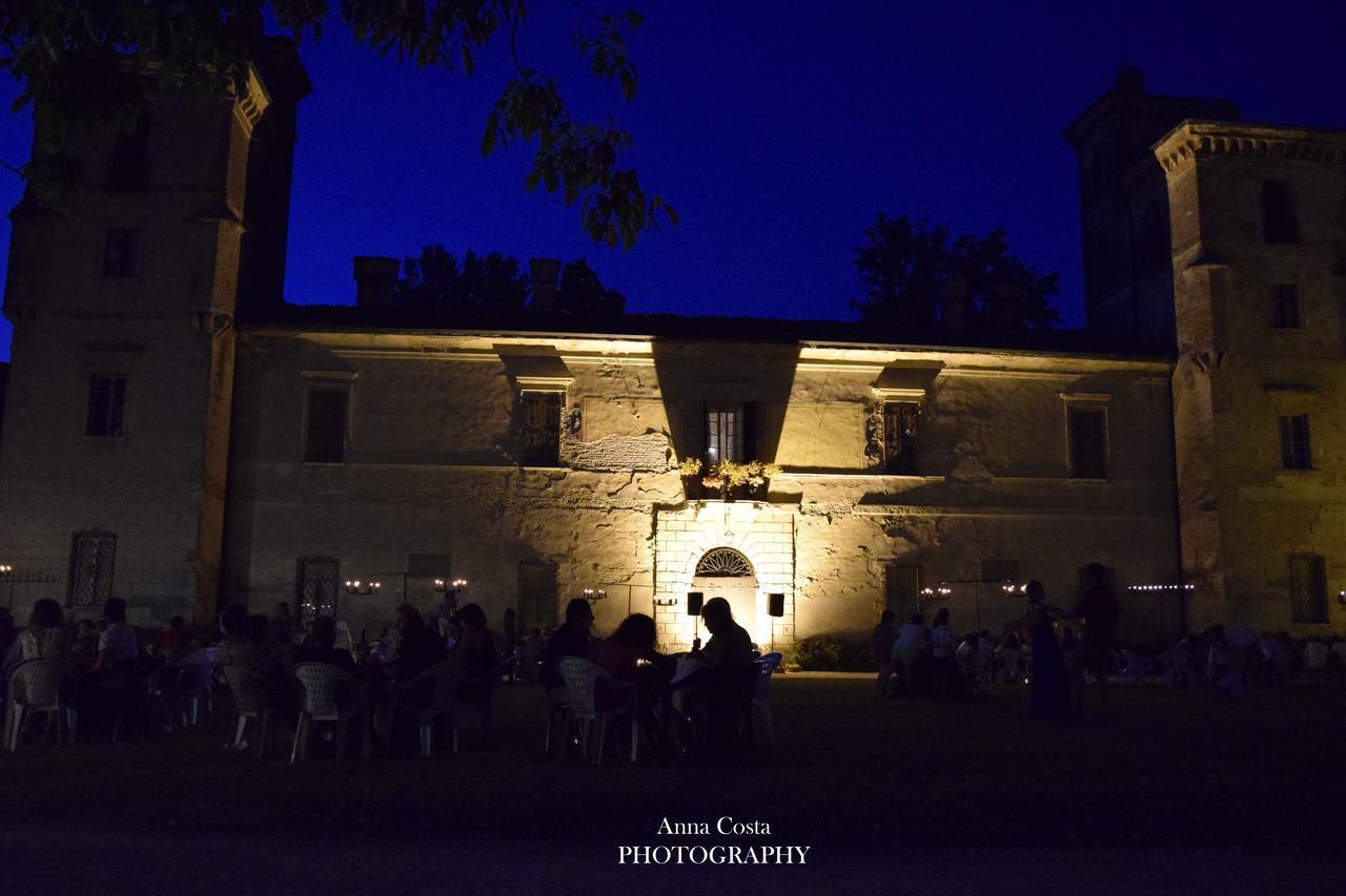 Ostello Castello Mina Della Scala Casteldidone Extérieur photo
