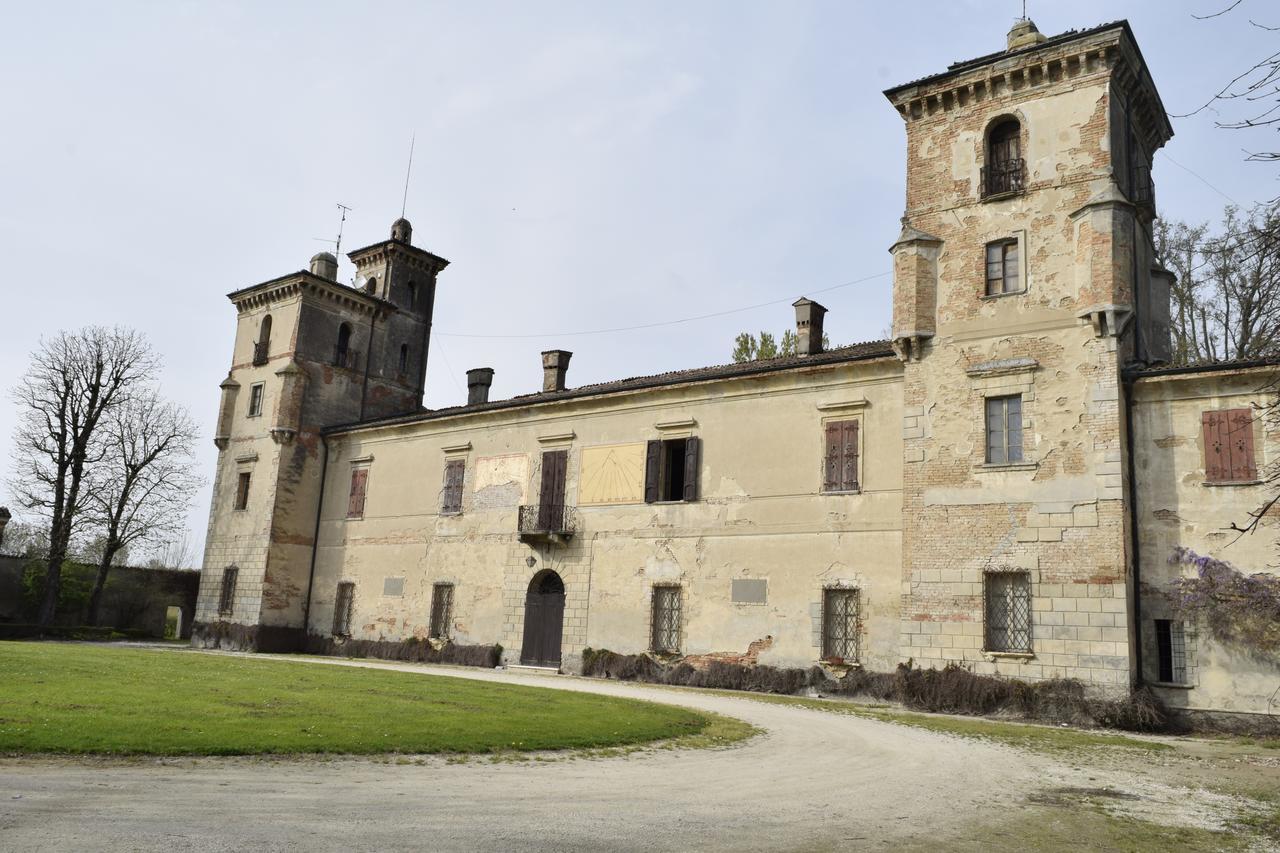 Ostello Castello Mina Della Scala Casteldidone Extérieur photo