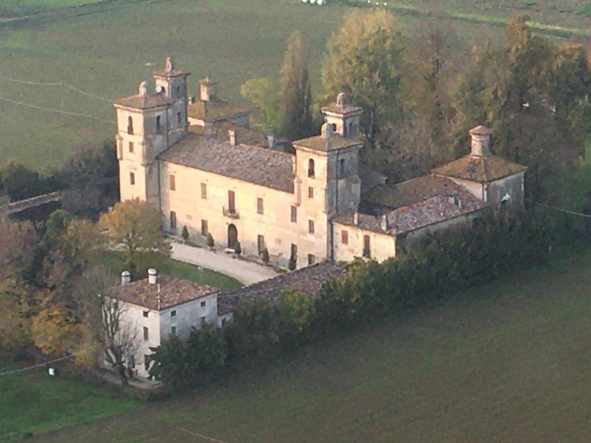 Ostello Castello Mina Della Scala Casteldidone Extérieur photo
